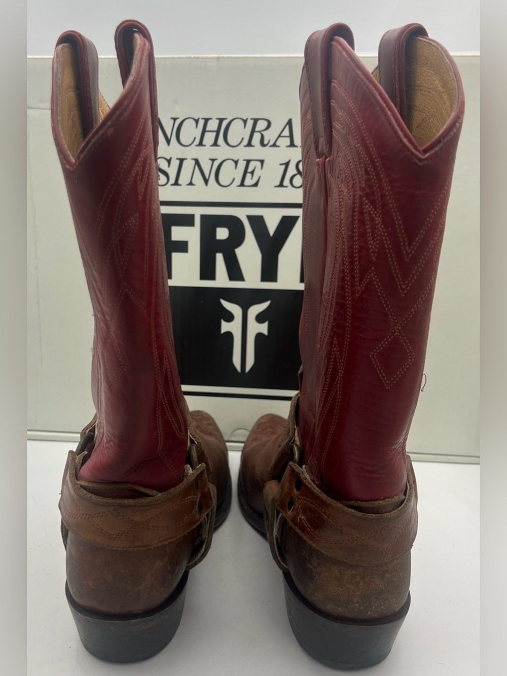FRYE in Box FRYE Women's Billy Harness Western Boots Burgundy Multi Size 8M - Picture 3 of 14
